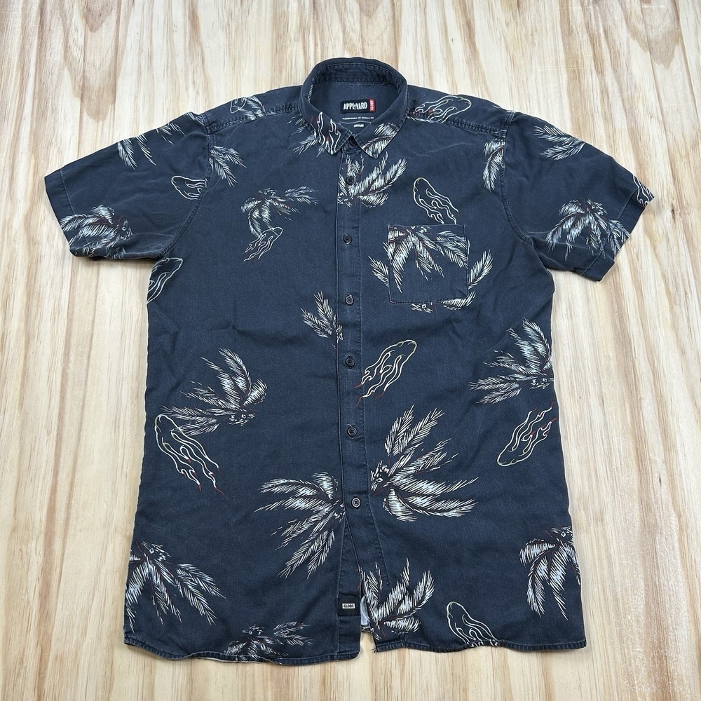 Globe Appleyard Men's Medium Blue Heather Hawaiian Floral Skateboard Shirt